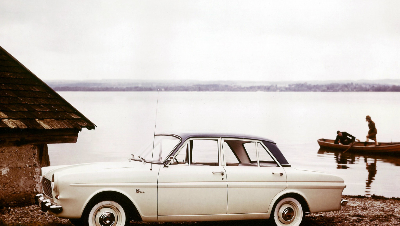 Ford Taunus 12M Sedan (P4) '1962–66.jpg