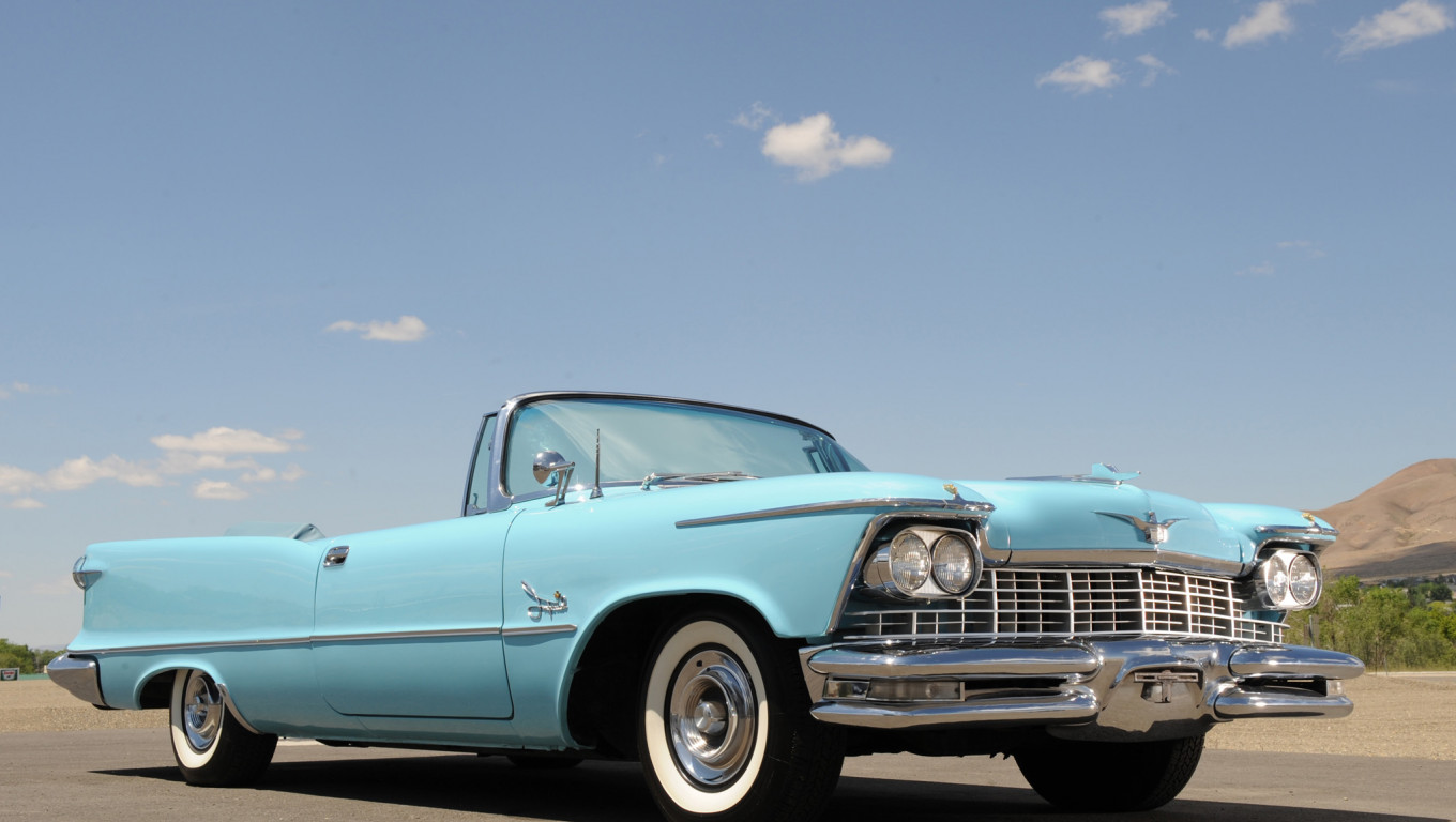 Chrysler Imperial Convertible '1957.jpg