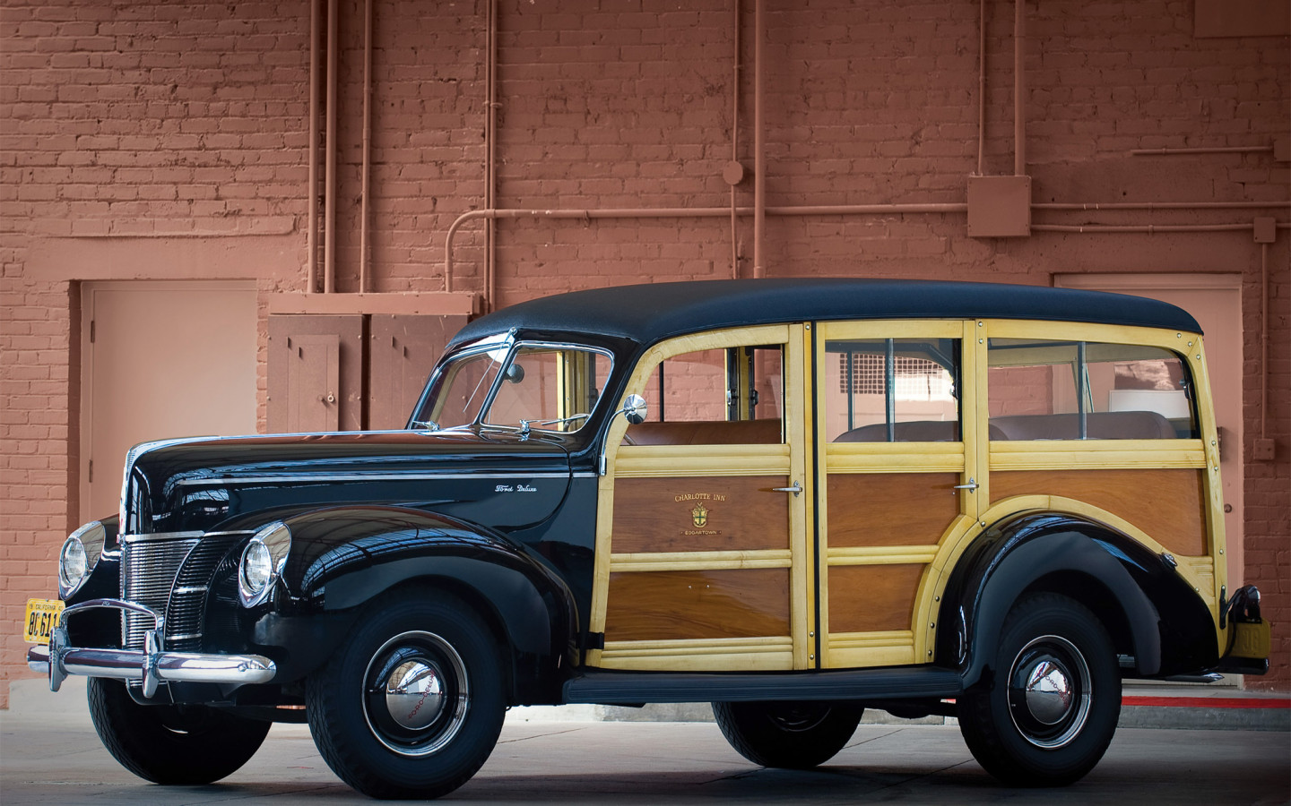 Ford Deluxe Station Wagon '1940.jpg