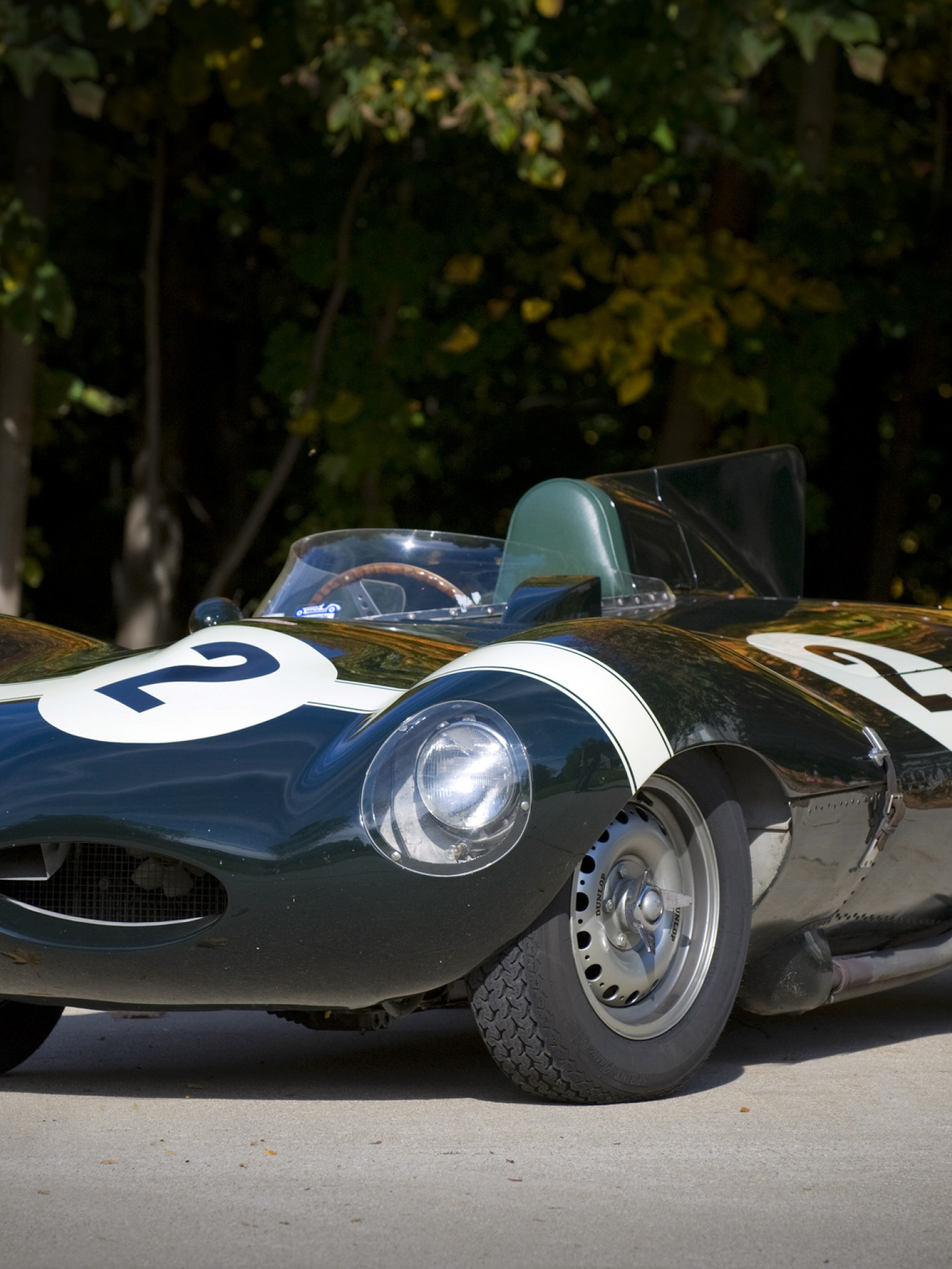 Jaguar D-Type '1954–57.jpg