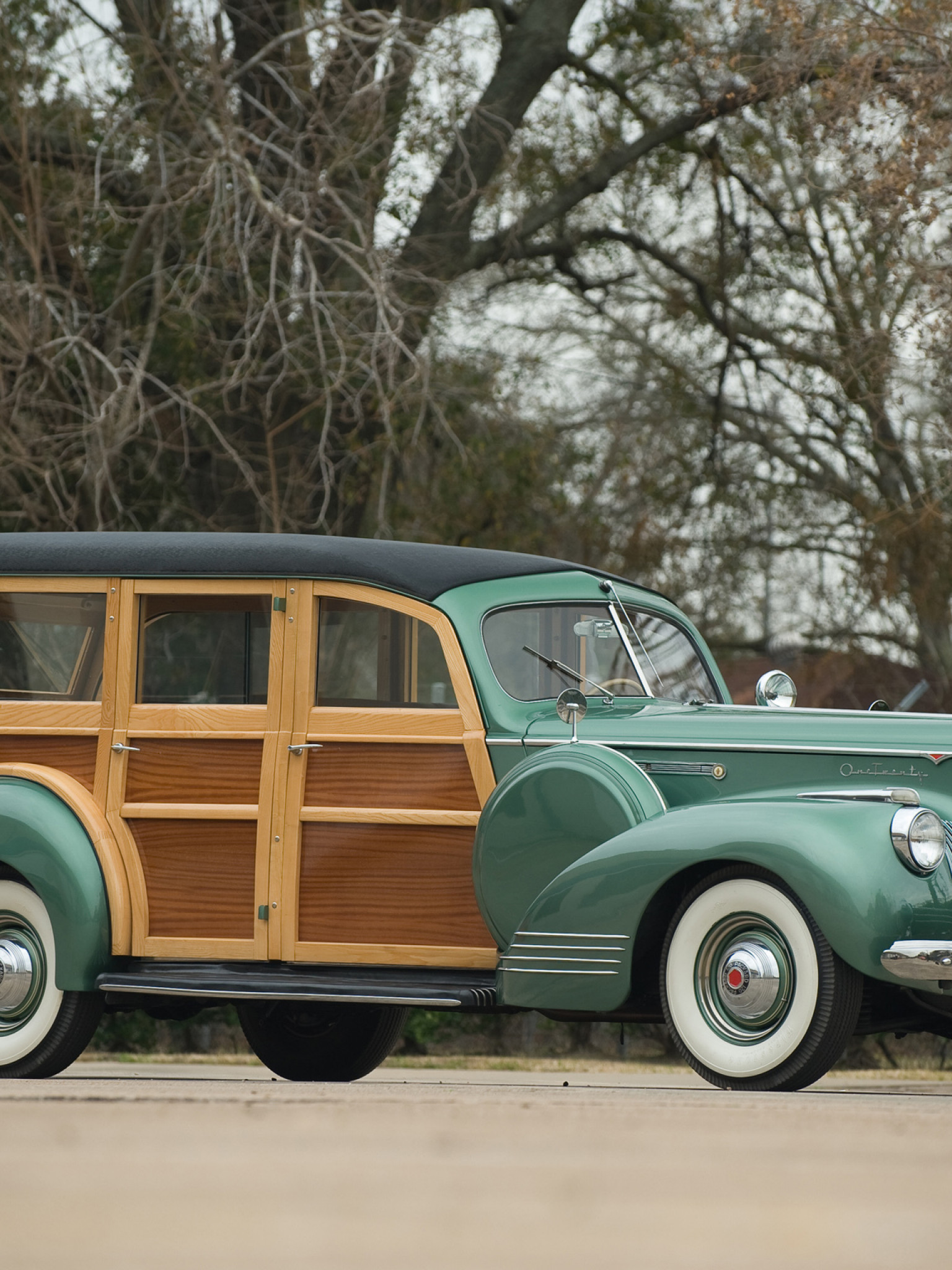 Packard 120 Deluxe Station Wagon '1941.jpg