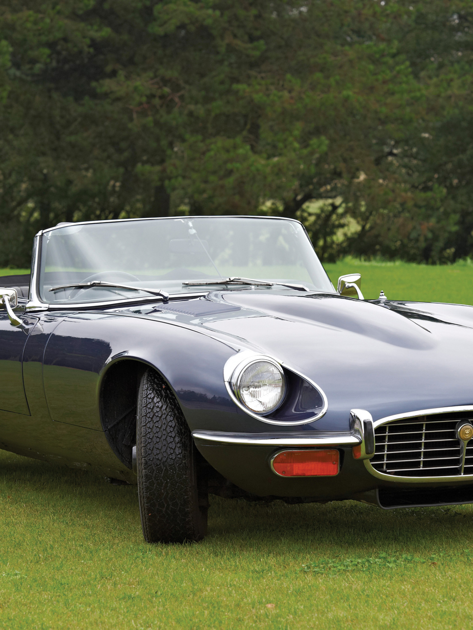 Jaguar E-Type V12 Roadster (Series III) '1971–75.jpg