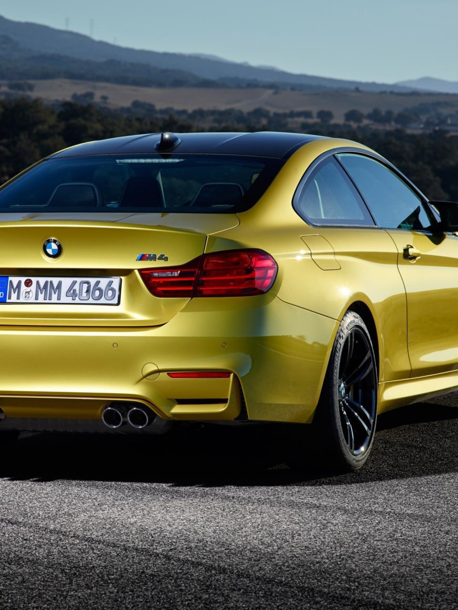 BMW M4 Coupe 2015 14