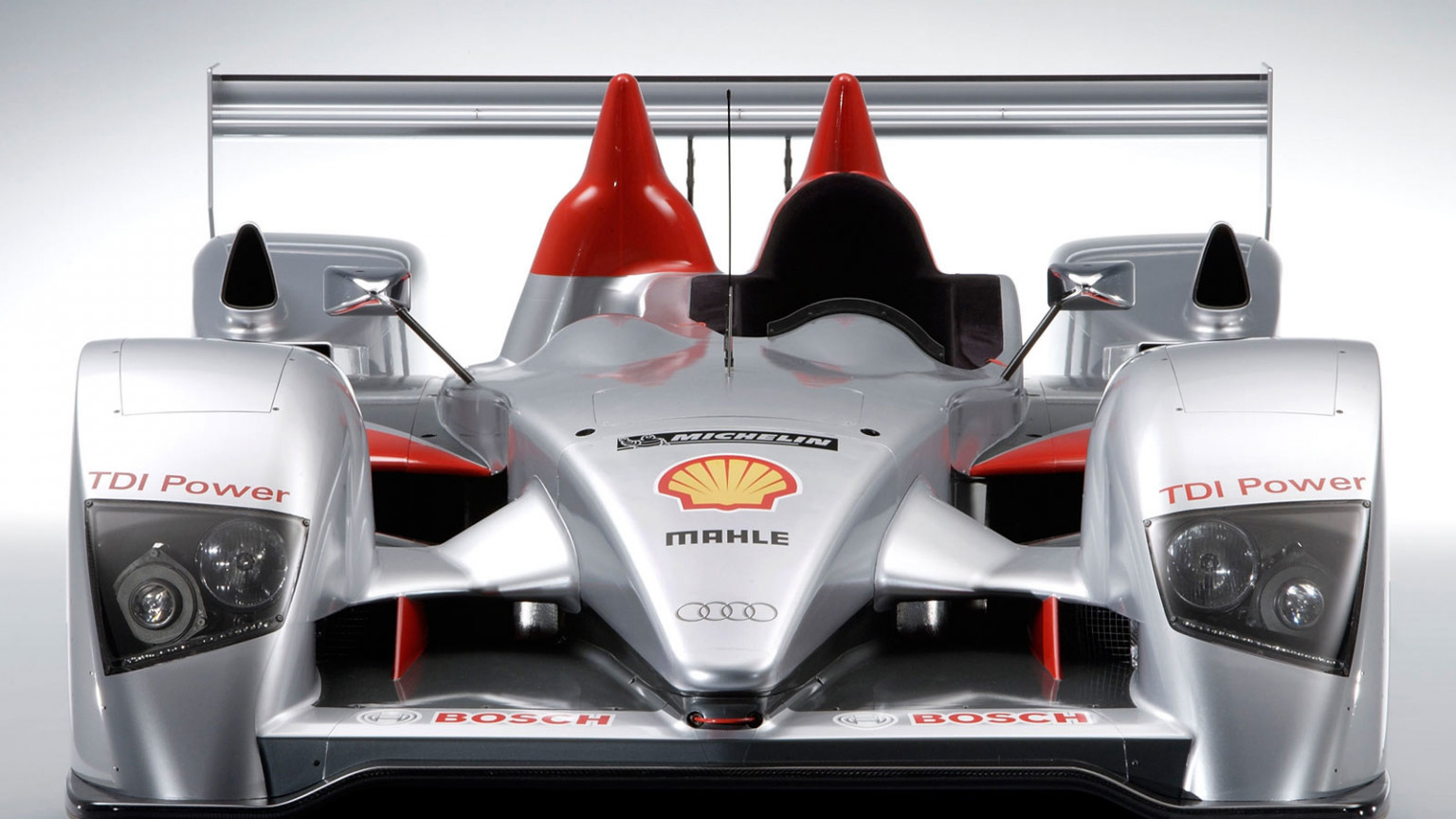 Audi_R10_244_1600.jpg