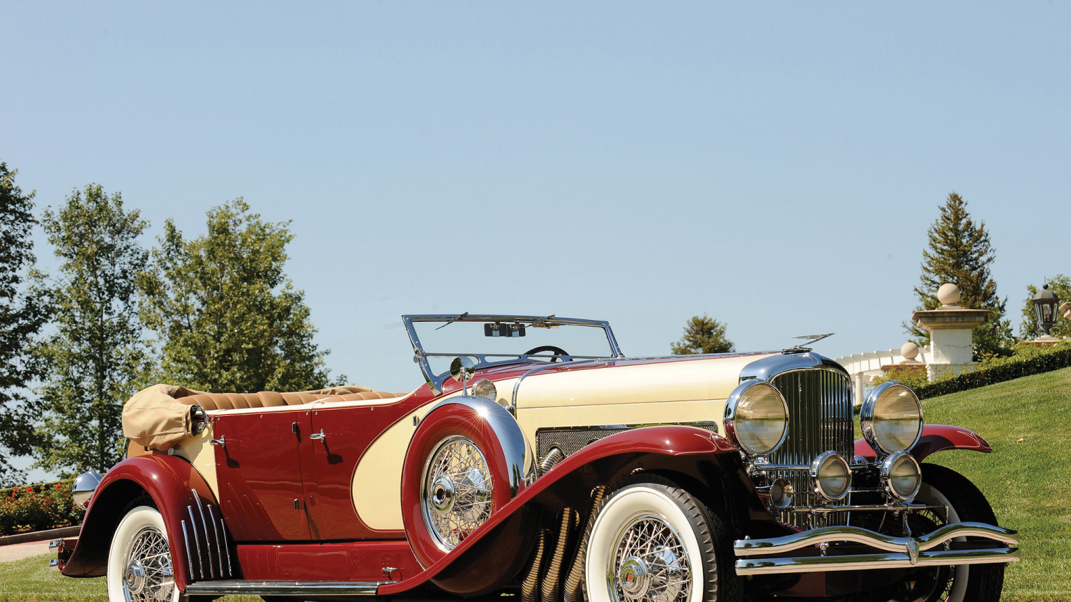 Duesenberg SJ Phaeton by LaGrande-Union City '1933.jpg