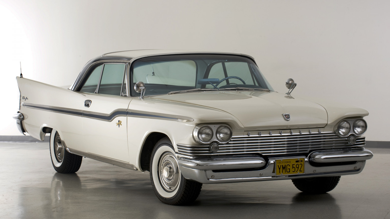 Chrysler Windsor 2-door Hardtop '1959.jpg