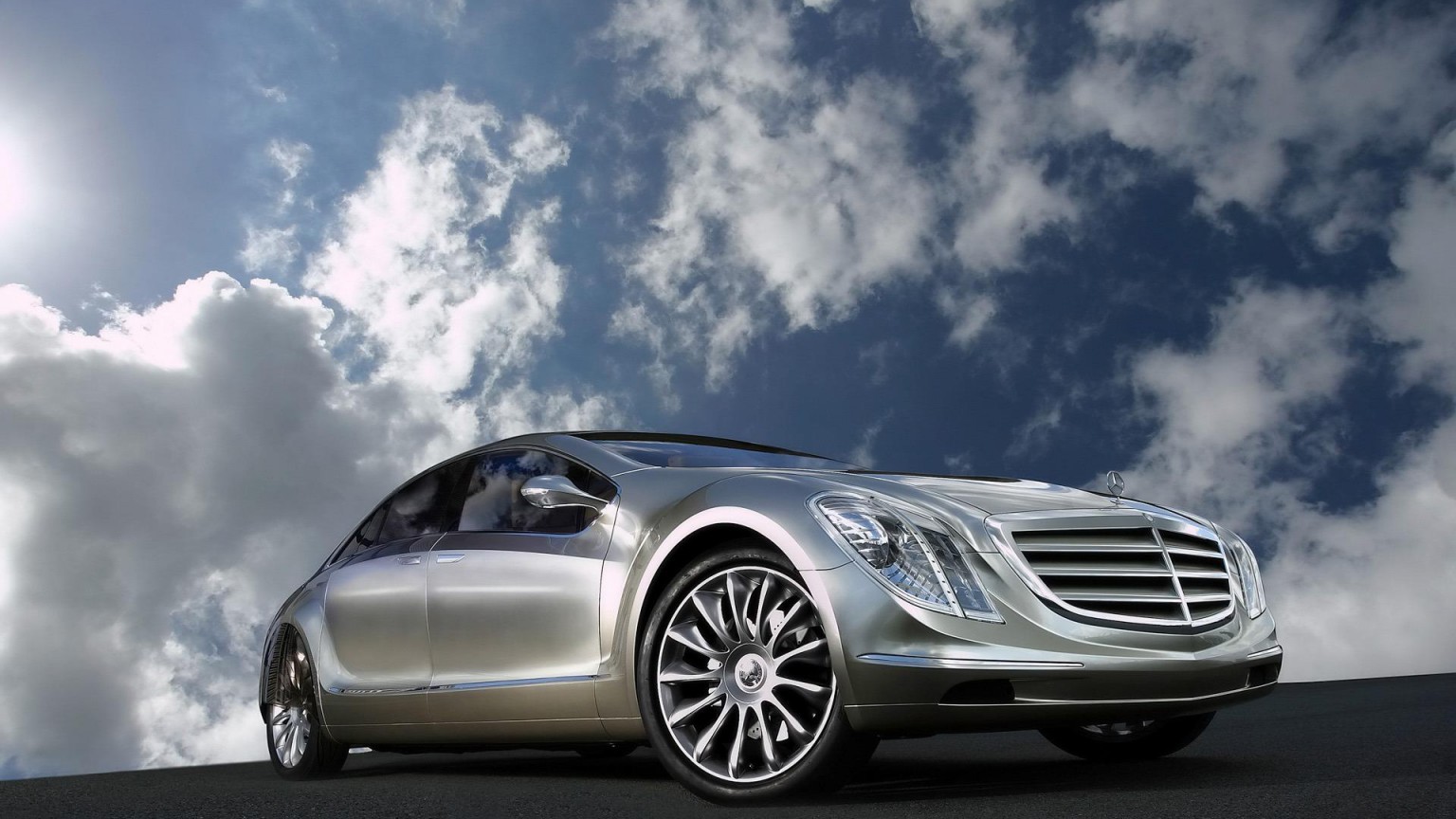 Windows_7_Background_-_Mercedes-Benz.jpg