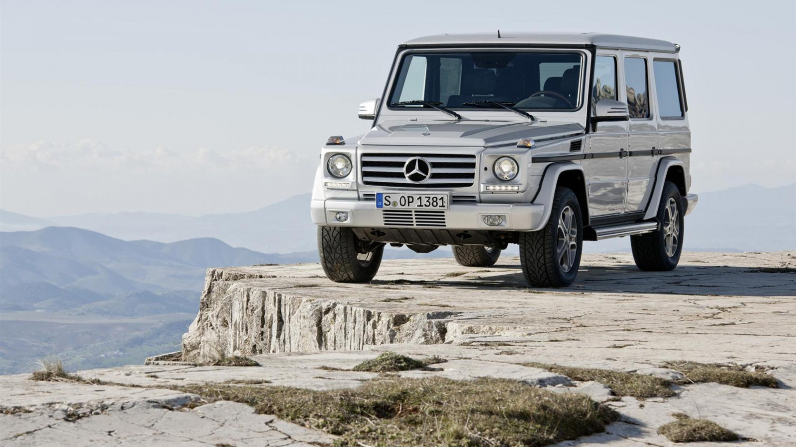 Mercedes Benz G, B Class AMG 37