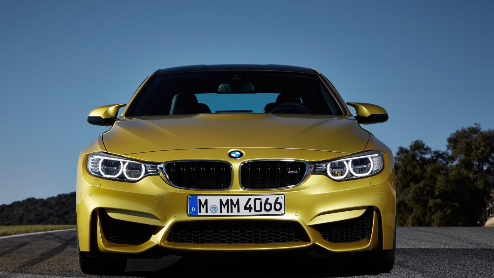 BMW M4 Coupe 2015 12