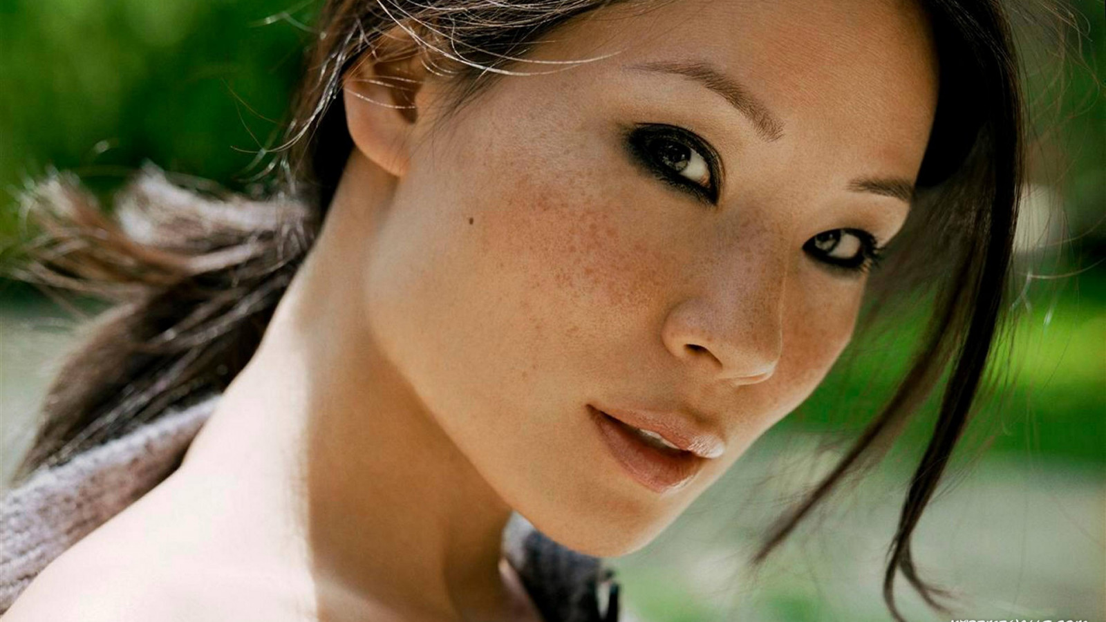 Lucy Liu