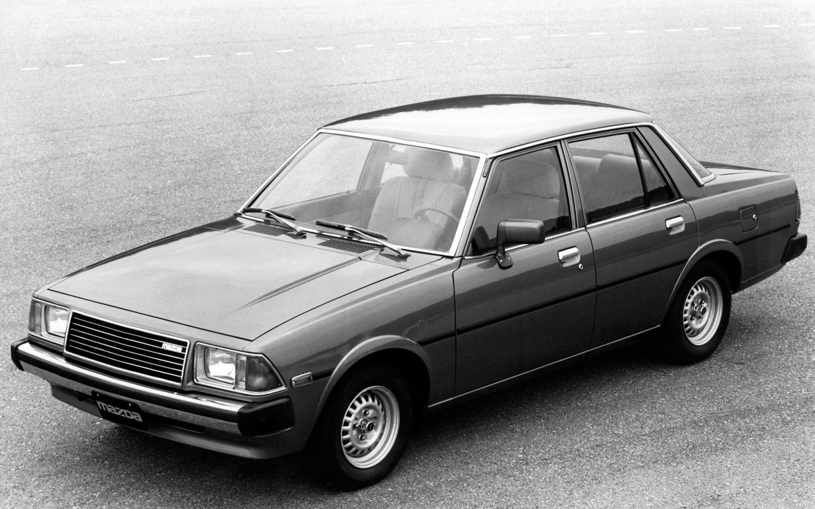 Mazda 626 Sedan (CB) '1978–81.jpg