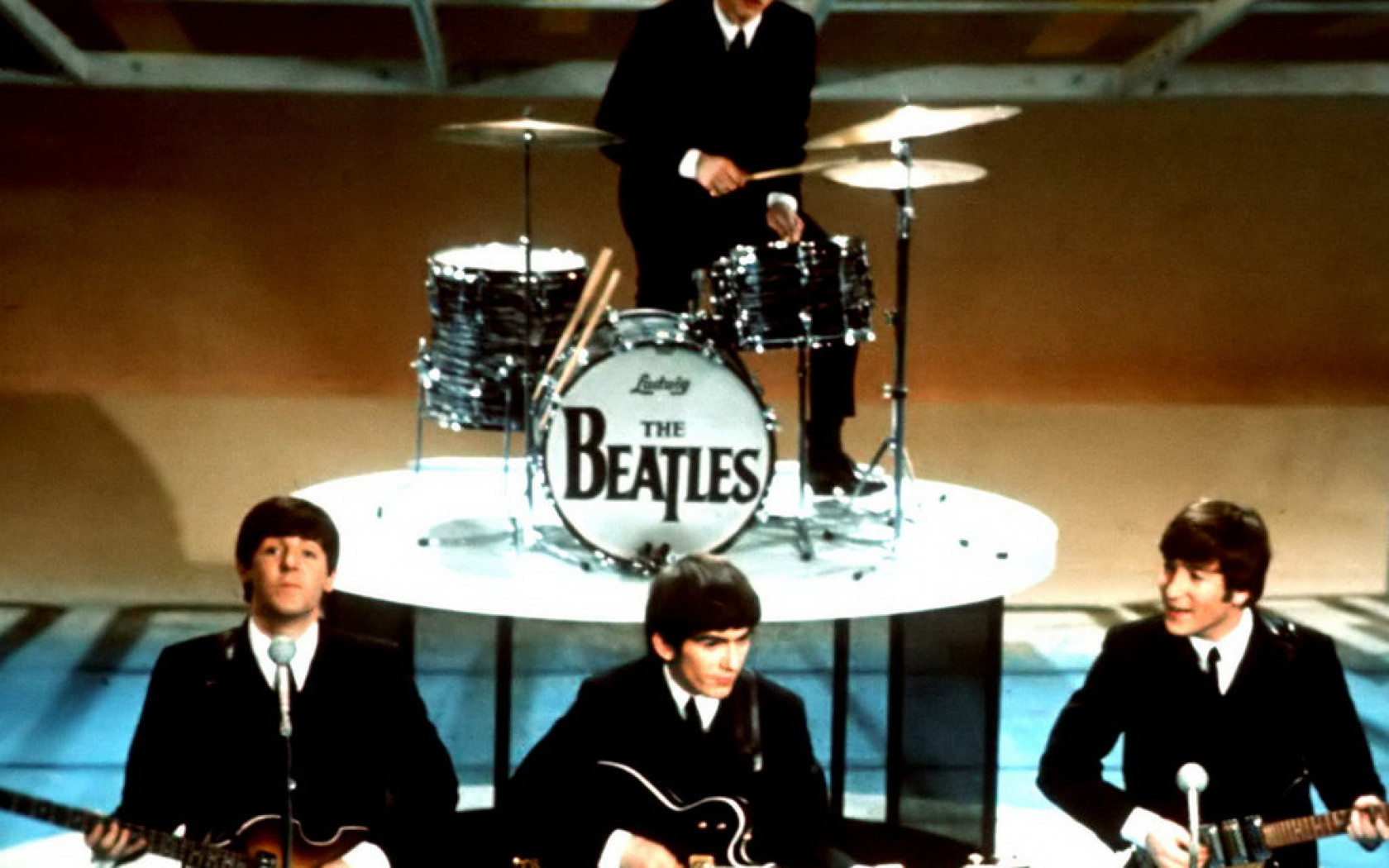 TAPETY The Beatles (2).jpg