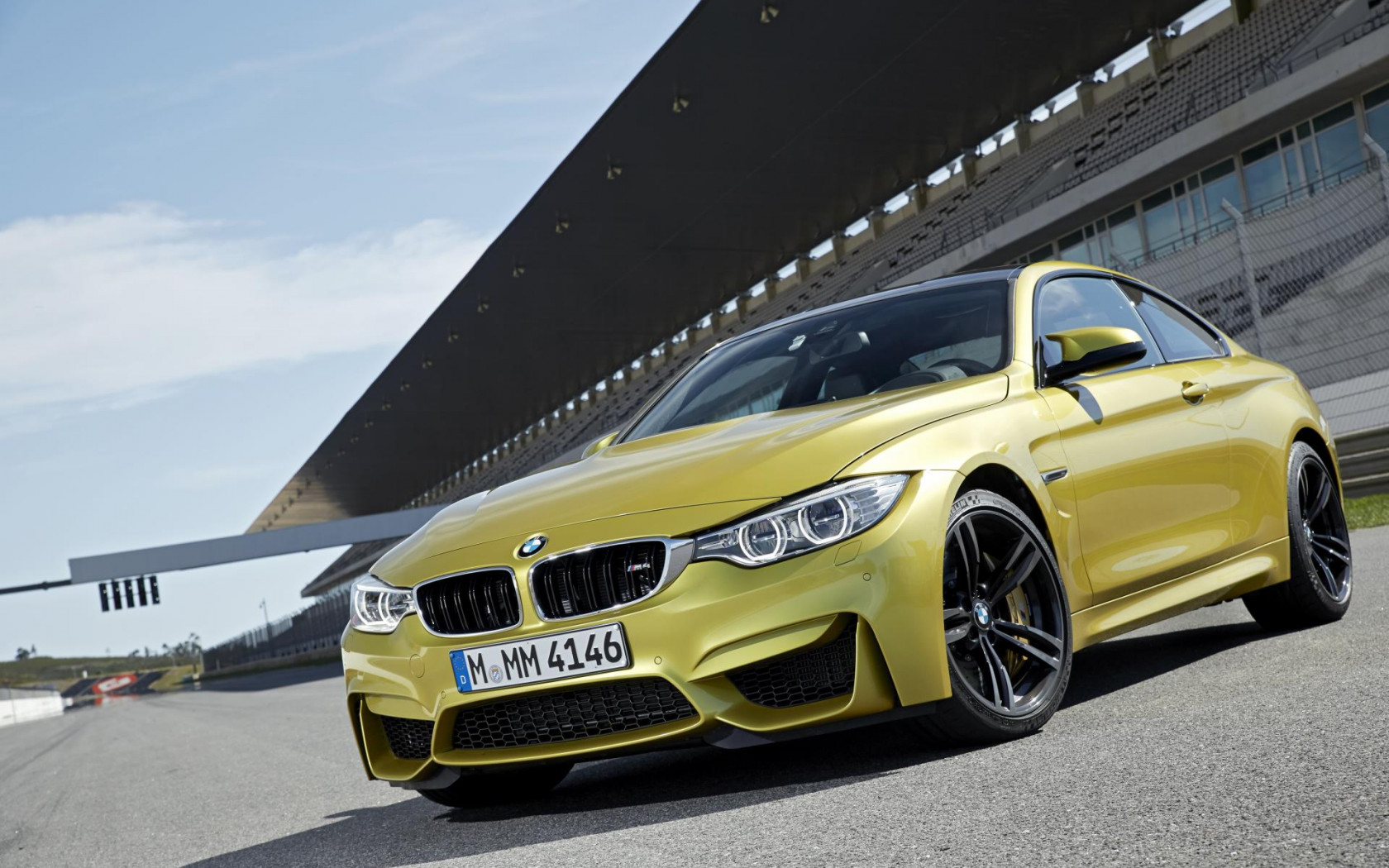 BMW M4 Coupe 2015 9