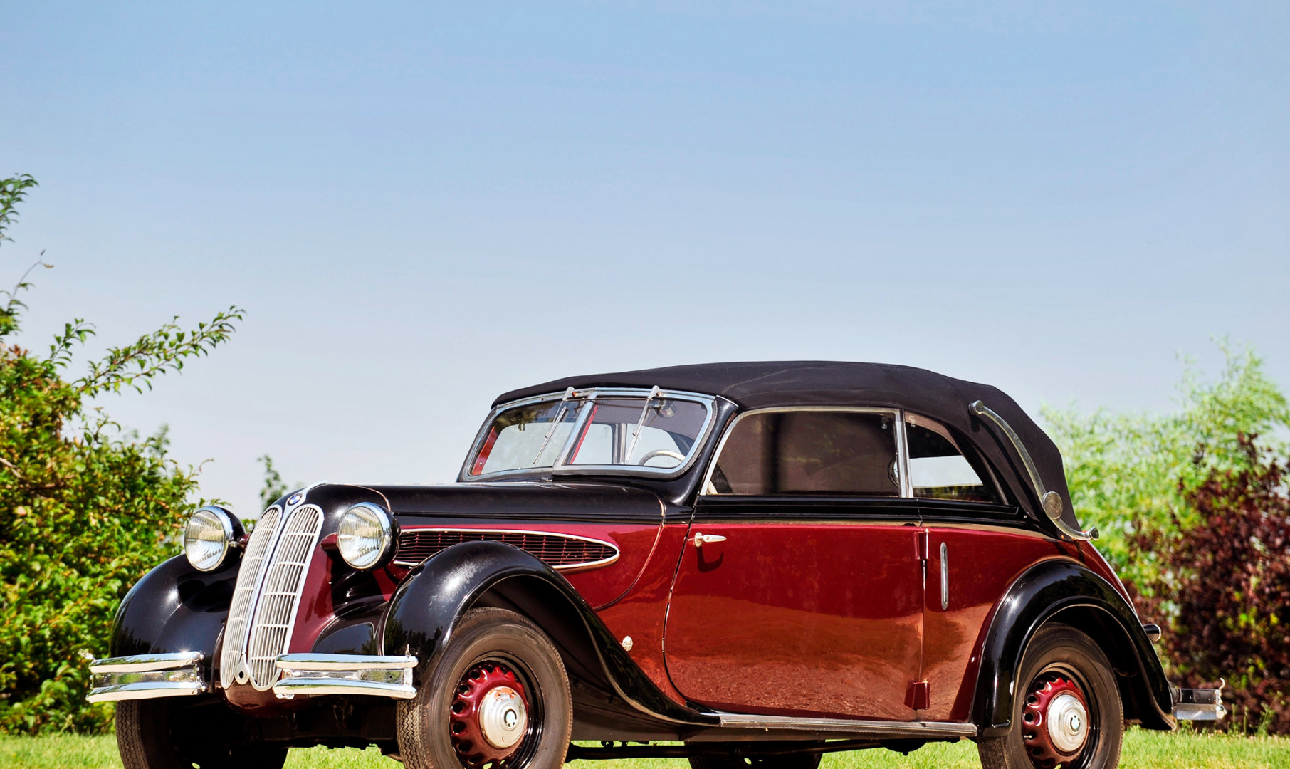 BMW 326 Cabriolet by Gläser '1936–41.jpg