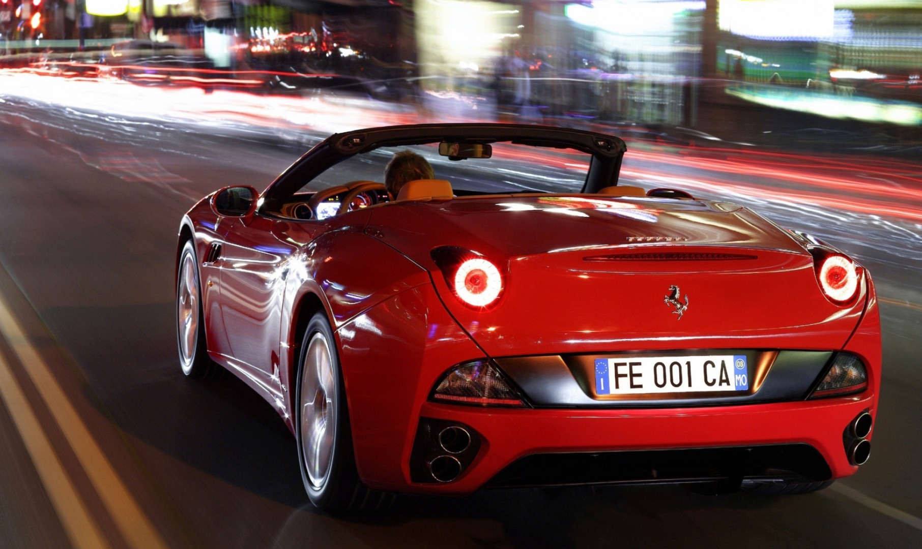 ferrari-california711.jpg