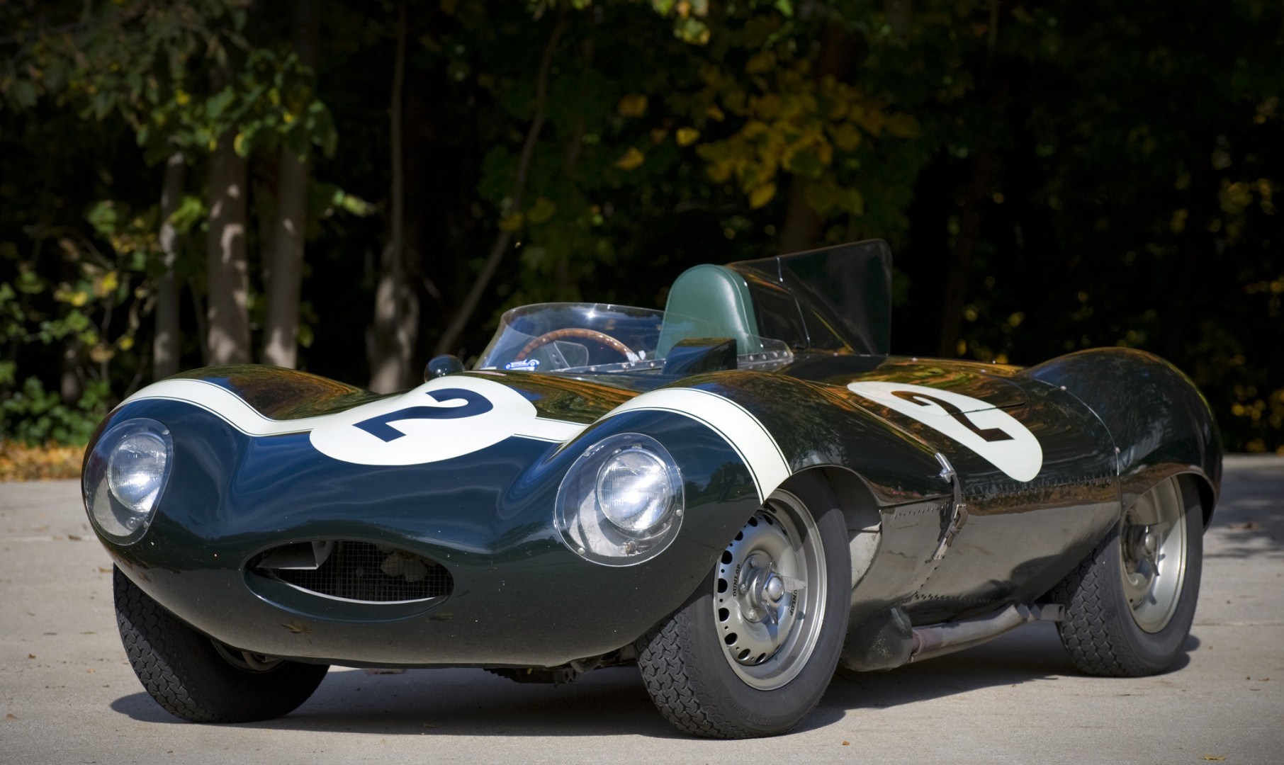 Jaguar D-Type '1954–57.jpg