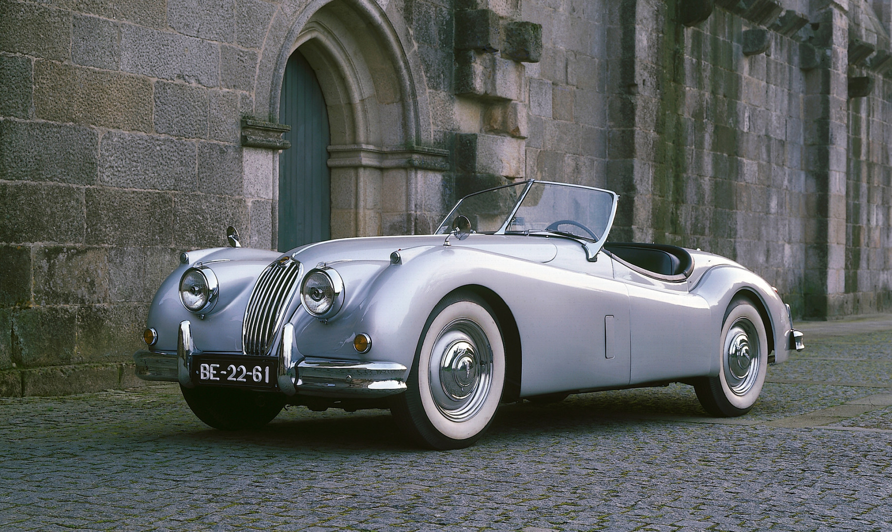 Jaguar XK140 Roadster '1954–57.jpg