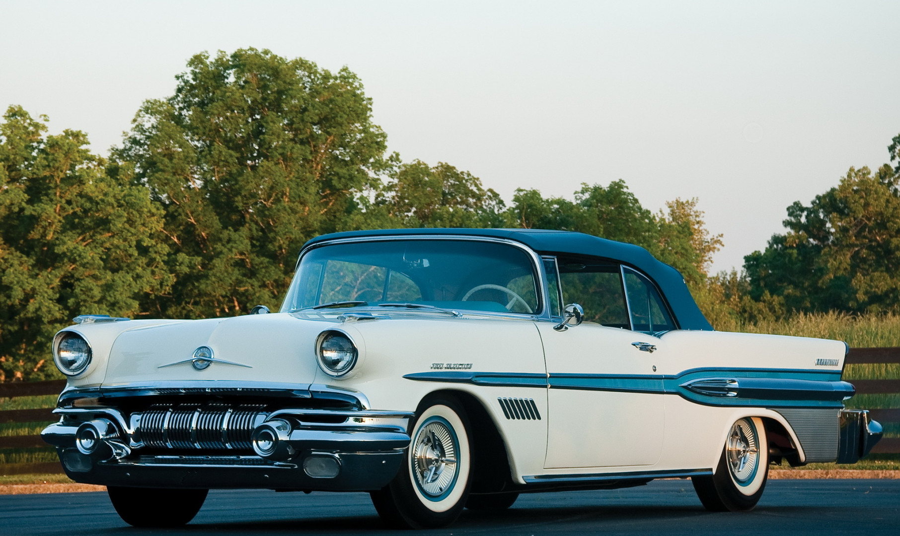 Pontiac Bonneville Convertible '1957 1.jpg