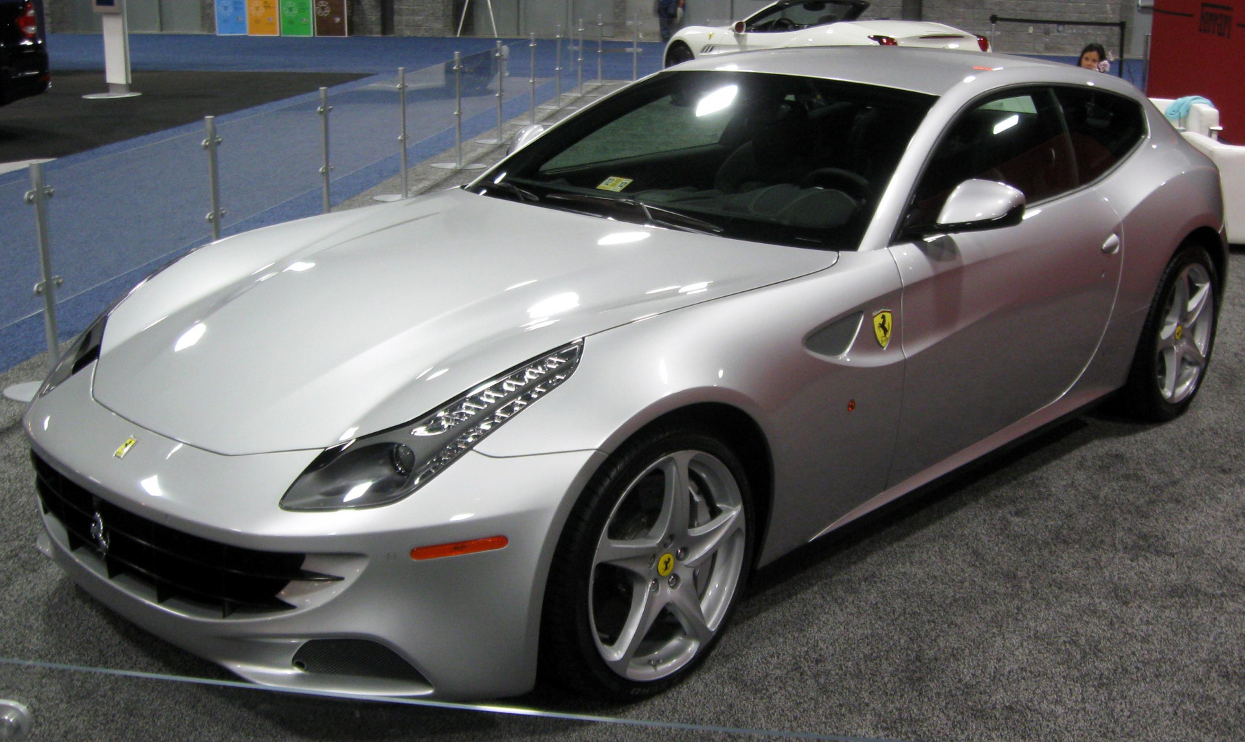 Ferrari FF (13).jpg