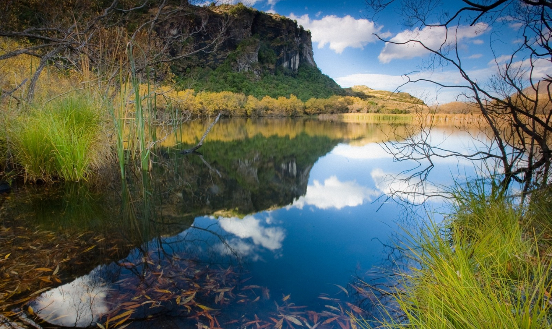 Diamond_Lake_II, New Zealand.jpg