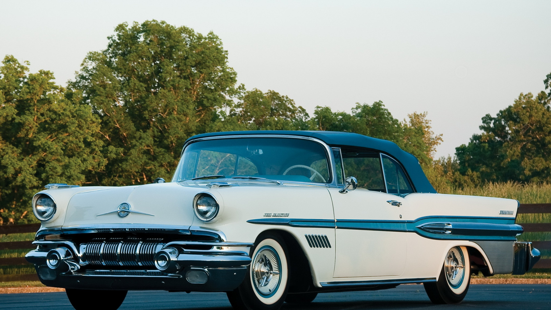 Pontiac Bonneville Convertible '1957 1.jpg