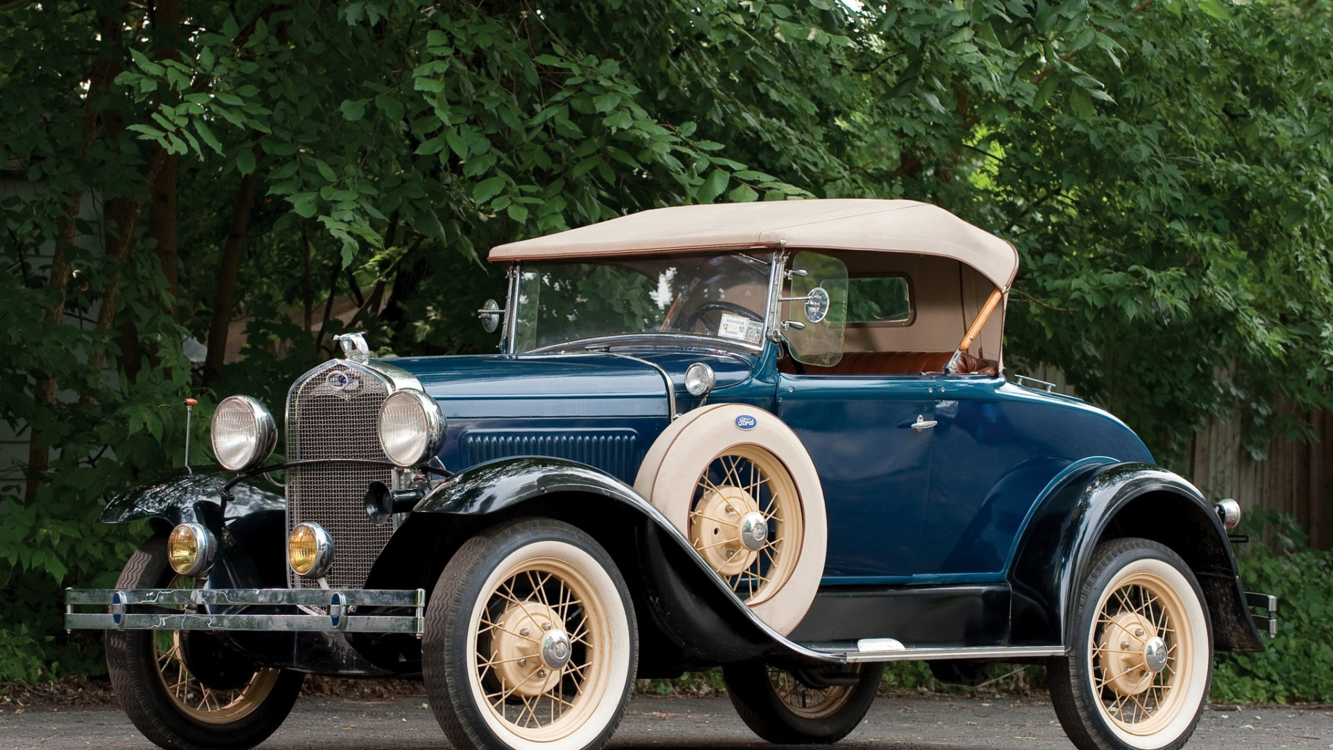 Ford Model A Roadster '1927–31.jpg