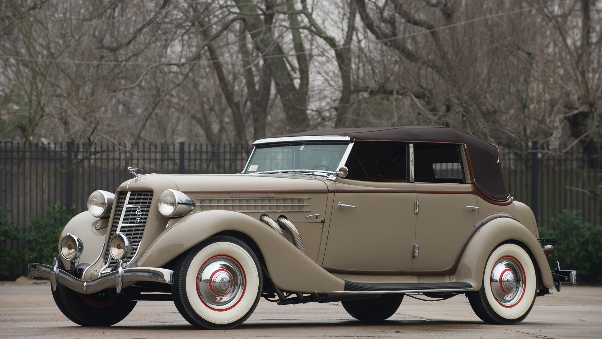 Auburn 851 SC Convertible Sedan '1935.jpg