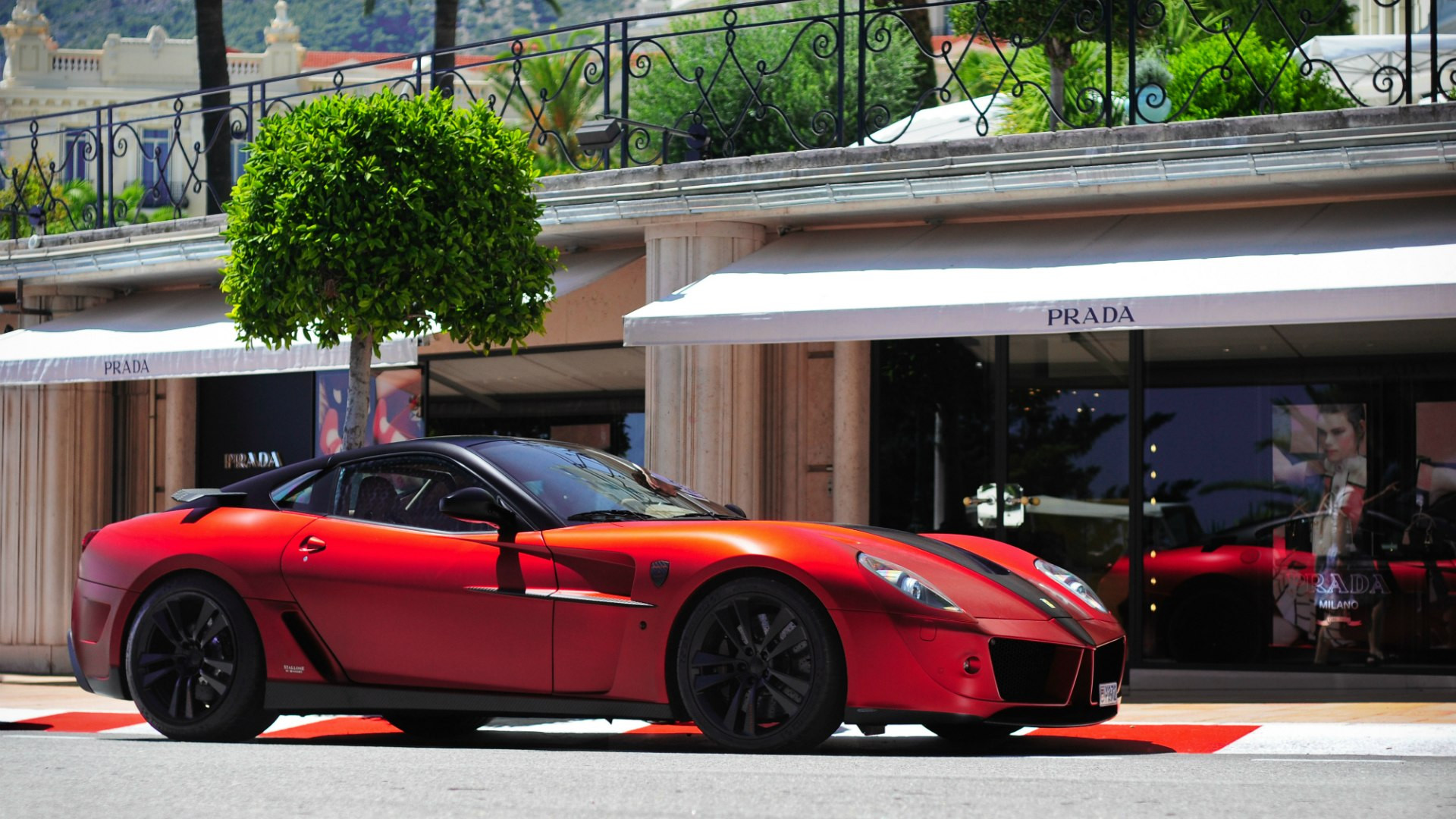 Ferrari auto 2