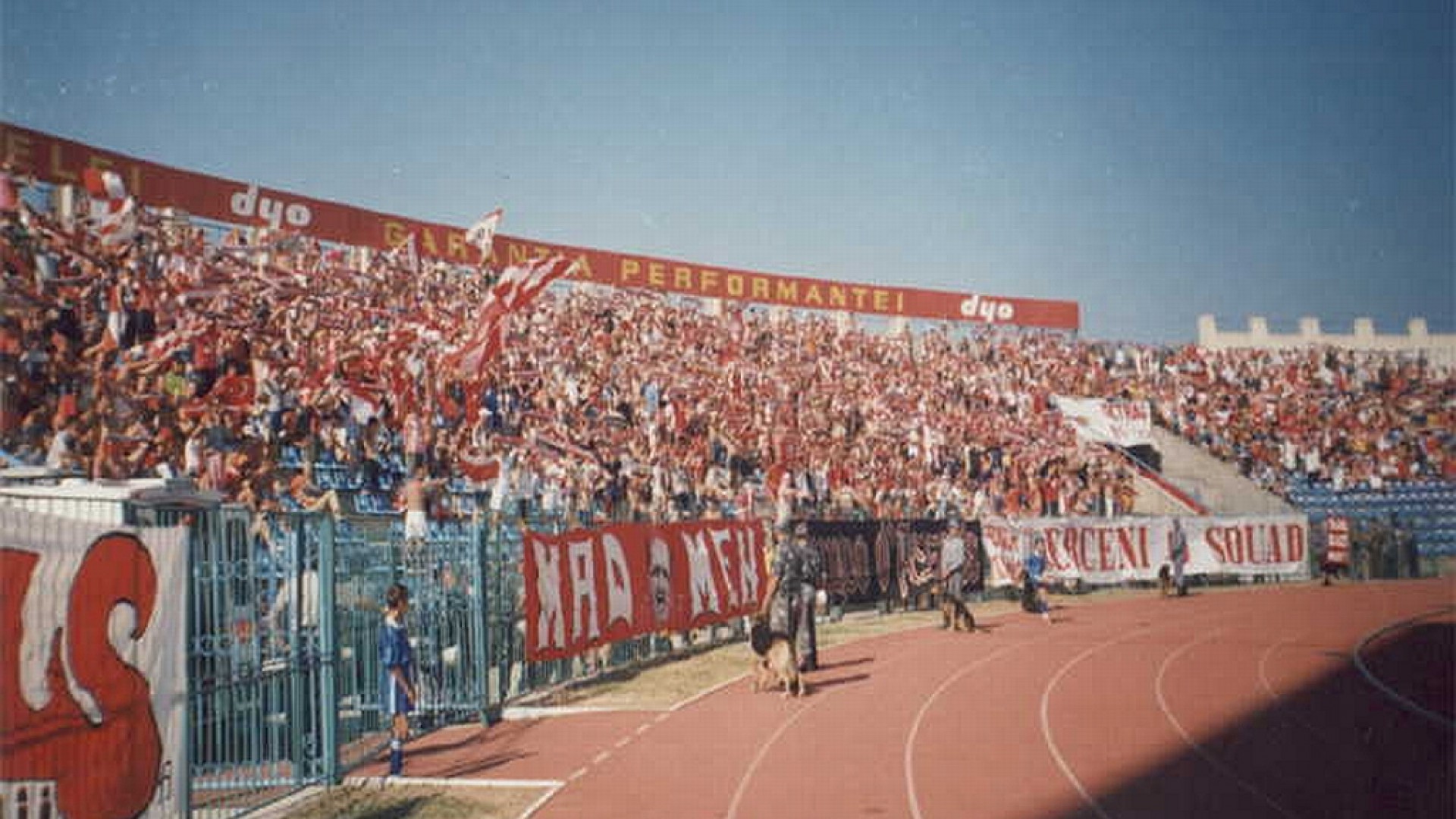 1999-Dinamo.jpg