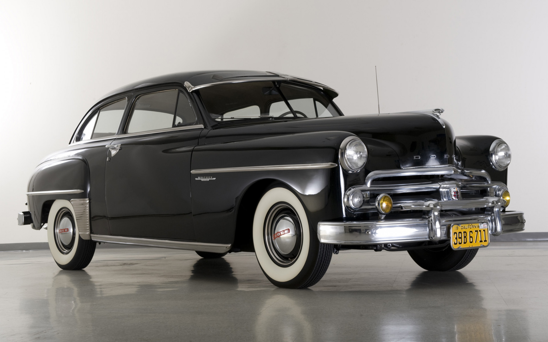 Dodge Wayfarer Two-Door Sedan '1950.jpg