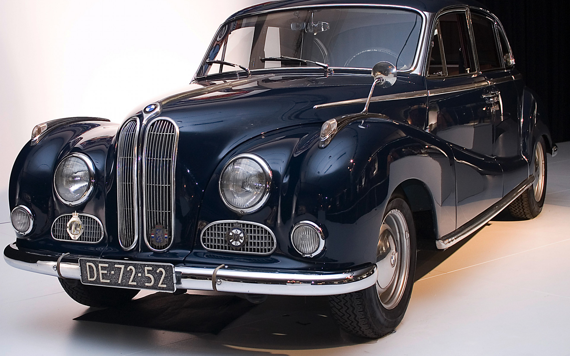 BMW 501 '1952–64.jpg
