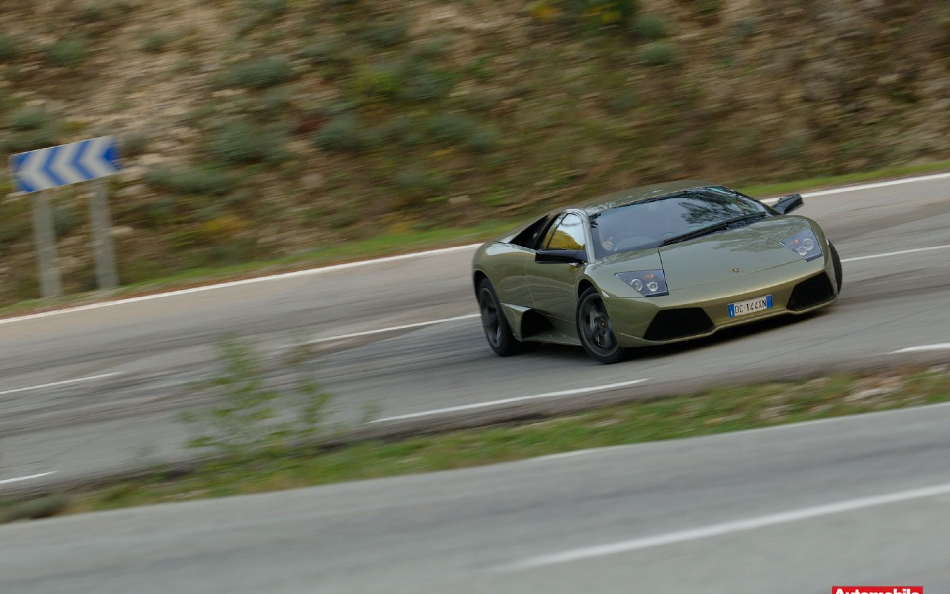 0704_c+2007_lamborghini_murcielago_lp640+08.jpg