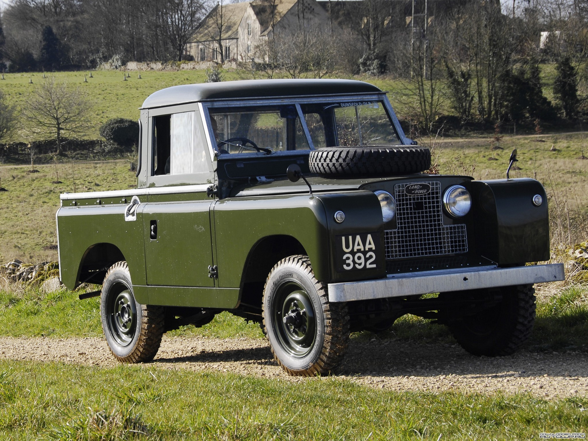 Land Rover Series II 88 Pickup '1958.jpg