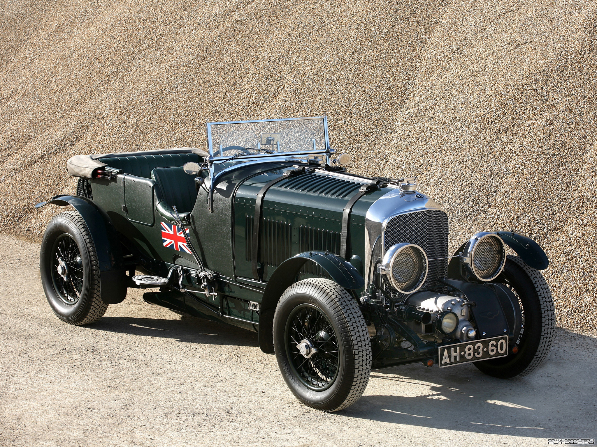 Bentley 4 1 2 Litre Vanden Plas Open Tourer '1929–30.jpg