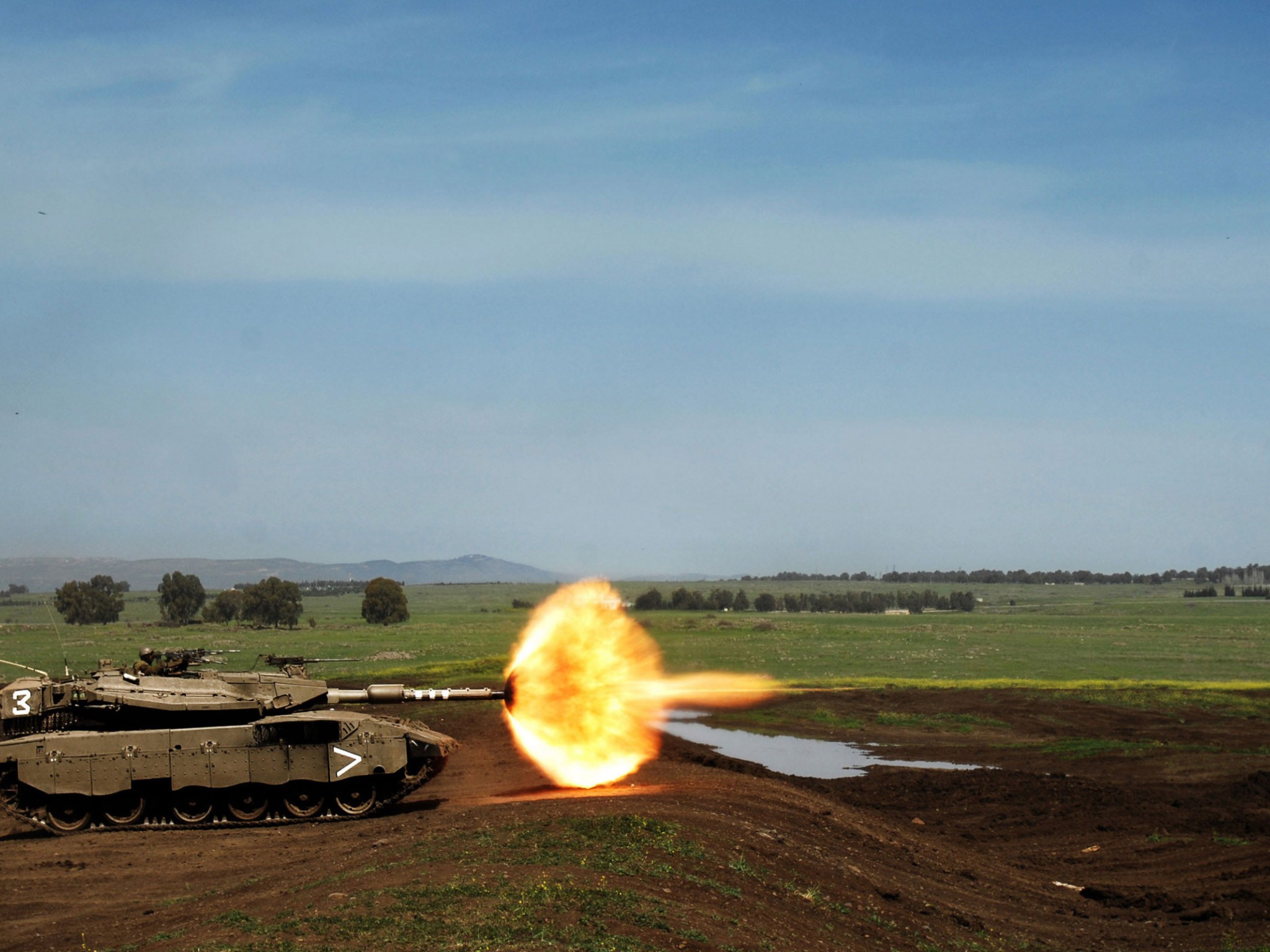 Military-Tank-58572.jpg