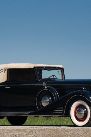 Cadillac V16 452-C Convertible Victoria '1933.jpg