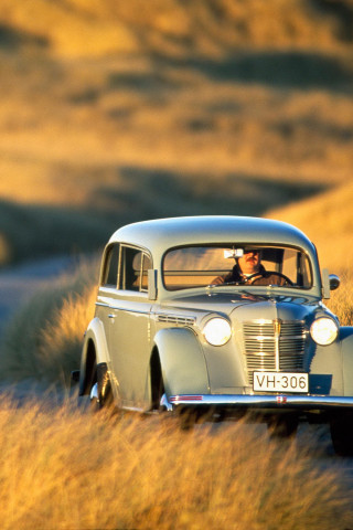 Opel Kadett 2-door Limousine (K38) '1937–40.jpg