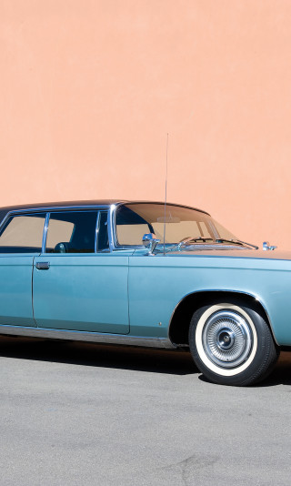 Chrysler Imperial Crown Hardtop Sedan '1966.jpg