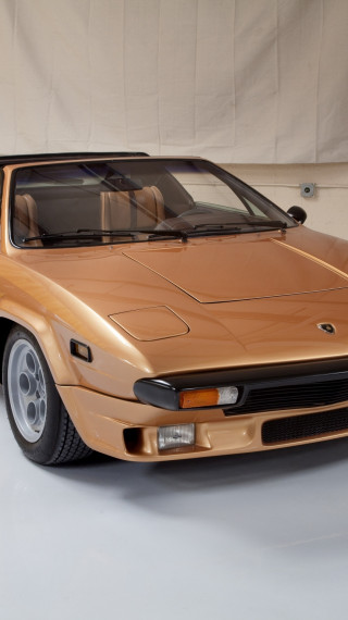 Lamborghini Silhouette '1976–78.jpg