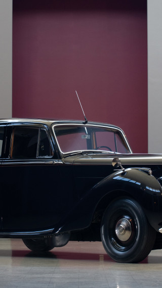 Bentley Mark VI Saloon '1946–52.jpg