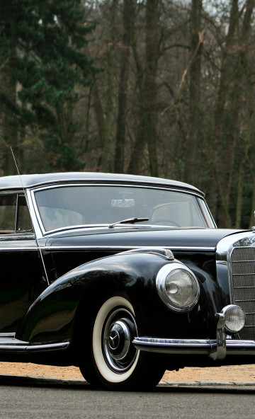 Mercedes-Benz 300S (W188) '1952–55.jpg