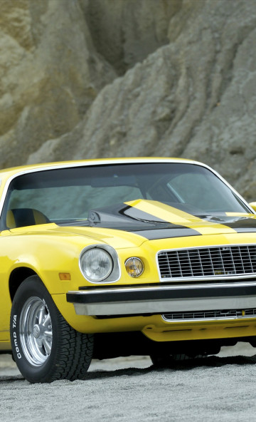 Chevrolet Camaro (II) '1974–81.jpg