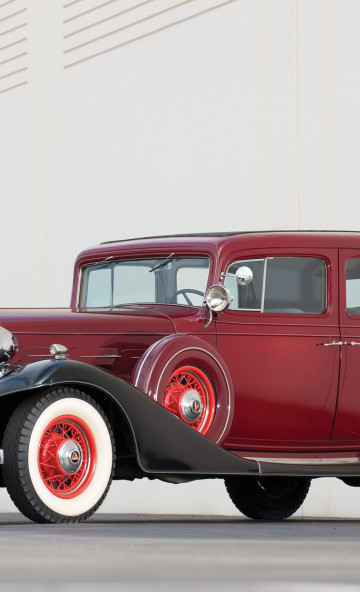 Cadillac V8 355-C Sedan '1933.jpg