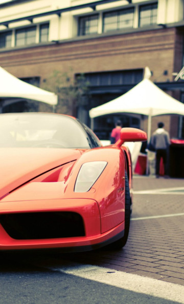 Ferrari auto 120