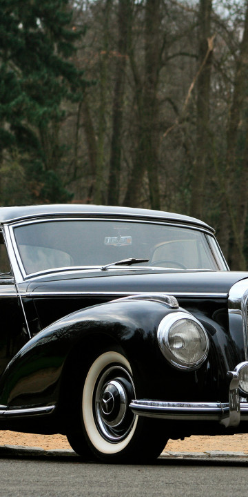 Mercedes-Benz 300S (W188) '1952–55.jpg