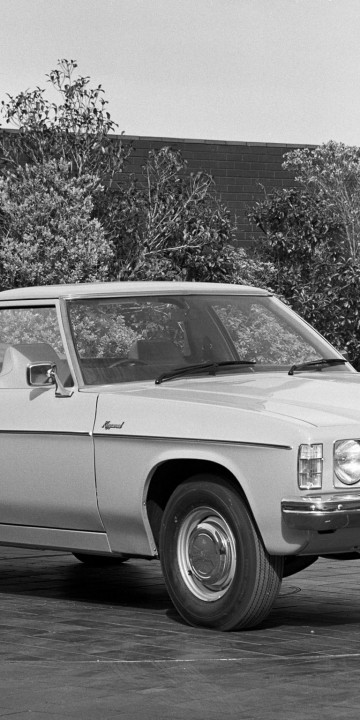 Holden HX Ute '1976–77.jpg