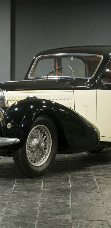 Bugatti Type 57C Berline '1937.jpg