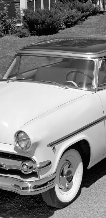 Ford Crestline Skyliner '1954.jpg