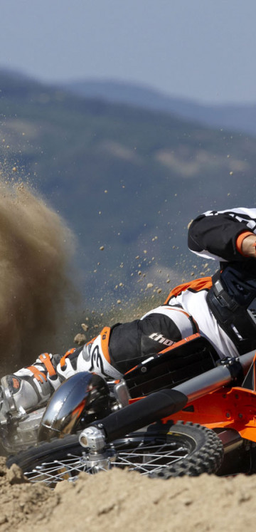 KTM_250_EXC_2010_06_1440x900.jpg