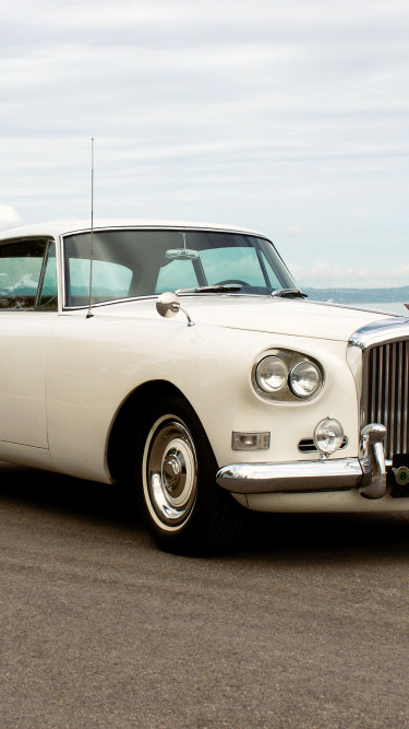 Bentley S3 Continental Coupe by Mulliner & Park Ward '1964.jpg